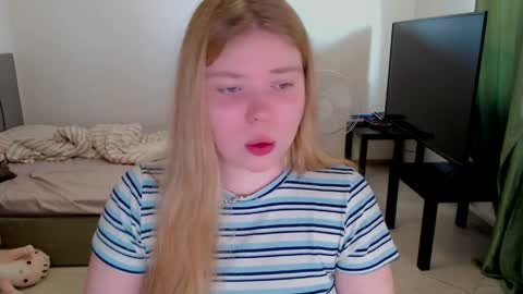 Jennyblonde and Emmabrunette online show from June 2026 03:06:02 PM