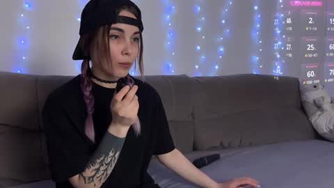 Snapshot of kittie_bear chatting on February 2025 08:03:01 PM Veronica online show from February 2025 08:03:01 PM