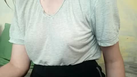 Kittie Creme online show from July 2026 01:10:01 PM