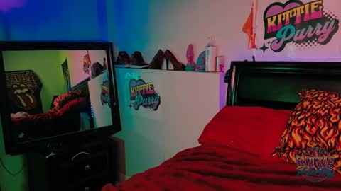Kittie Purry online show from February 2025 05:09:01 AM