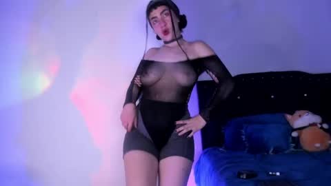 kitty__chs online show from April 2026 12:19:01 AM