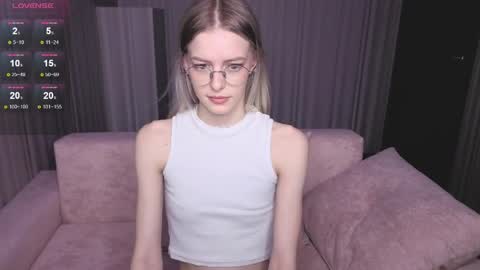Snapshot of kitty__like18 chatting on April 2026 02:27:02 AM Kitty online show from April 2026 02:27:02 AM