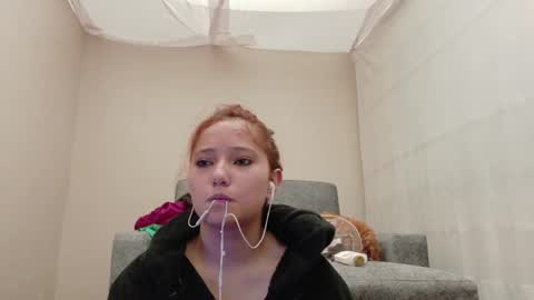 Snapshot of kitty__sin chatting on May 2026 04:07:01 AM kitty__sin online show from May 2026 04:07:01 AM