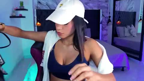 Snapshot of kitty_collins_ chatting on July 2026 12:00:01 PM Kitty online show from July 2026 12:00:01 PM