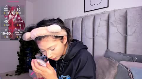 Camila online show from January 2025 02:37:01 AM