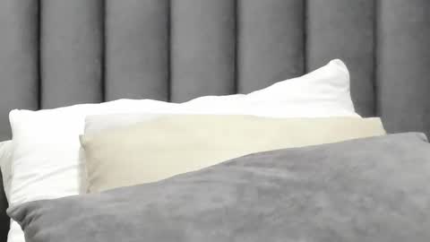 Katy online show from October 2025 02:54:01 AM