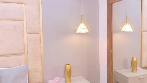 Snapshot of kitty_model chatting on May 2026 01:39:02 PM kitty_model online show from May 2026 01:39:02 PM