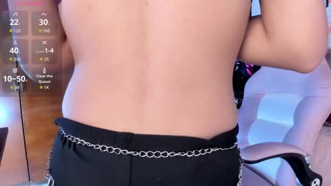 Kitty online show from October 2025 09:21:02 PM