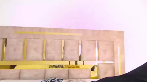 Snapshot of kitty_ravee chatting on September 2025 02:20:01 PM Kitty Rave online show from September 2025 02:20:01 PM