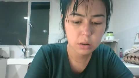 Snapshot of kitty_small69 chatting on January 2026 03:19:02 AM kitty_small69 online show from January 2026 03:19:02 AM