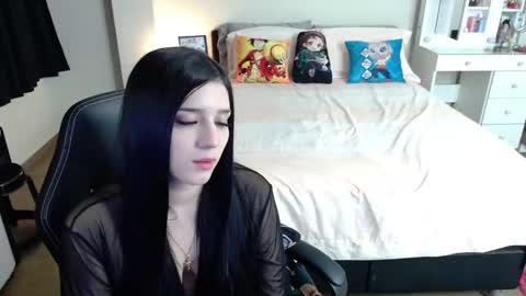 Isabel online show from February 2025 02:25:01 AM