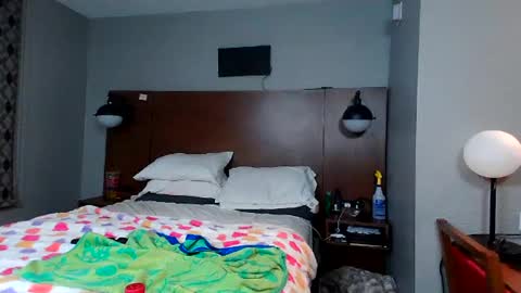 Snapshot of kittykat_1999 chatting on January 2025 11:14:02 PM kittykat 1999 online show from January 2025 11:14:02 PM