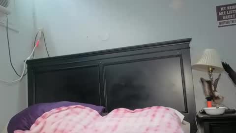 Snapshot of kittykat_1999 chatting on February 2026 05:23:02 PM kittykat 1999 online show from February 2026 05:23:02 PM