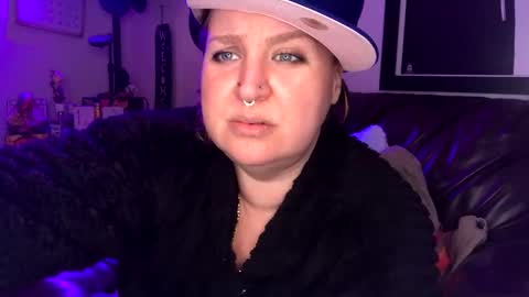 Bella Blue BBW online show from December 2024 03:01:02 AM