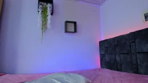 kitty  online show from February 2026 03:04:01 PM