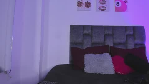 Snapshot of kittystar18 chatting on May 2026 06:16:02 PM kitty online show from May 2026 06:16:02 PM