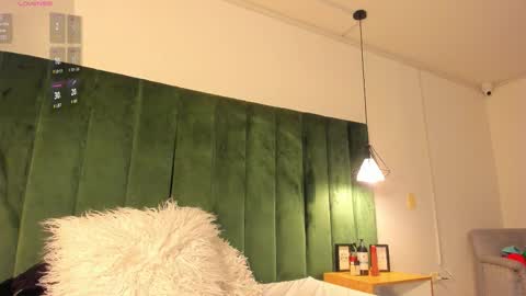 K I T T Y Y  online show from November 2025 09:16:02 PM