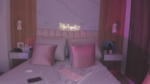 Snapshot of kity_angelss chatting on July 2026 03:23:01 AM Angel Independent Model online show from July 2026 03:23:01 AM