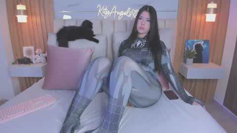 Snapshot of kity_angelss chatting on August 2026 01:30:01 AM Angel Independent Model online show from August 2026 01:30:01 AM