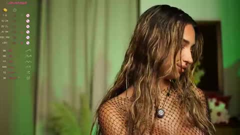 Erika online show from September 2025 07:40:02 PM