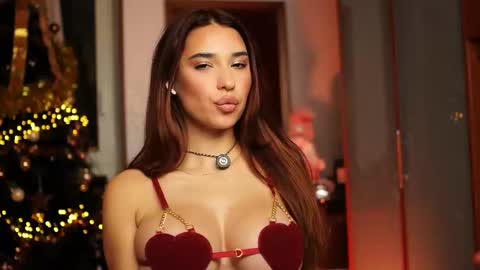 Erika online show from December 2025 09:55:01 PM