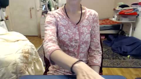 KiuminBerry online show from October 2025 09:21:01 AM