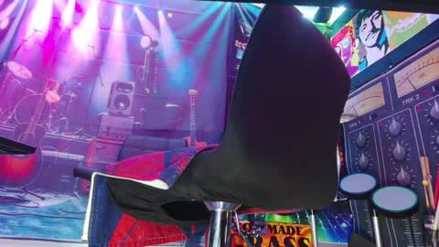 Snapshot of kiveuxmakeu chatting on December 2024 02:03:02 AM kiveuxmakeu online show from December 2024 02:03:02 AM