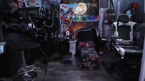 Snapshot of kiveuxmakeu chatting on September 2025 07:27:01 PM kiveuxmakeu online show from September 2025 07:27:01 PM