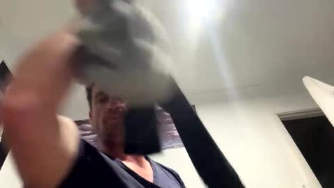 Snapshot of kiwibuzzer chatting on October 2025 04:53:02 PM Champ online show from October 2025 04:53:02 PM