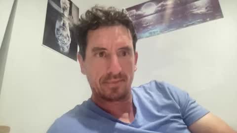 Snapshot of kiwibuzzer chatting on November 2025 01:46:01 PM Champ online show from November 2025 01:46:01 PM