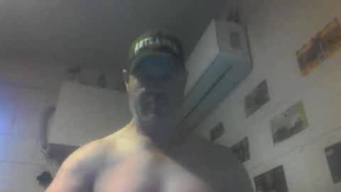 Snapshot of kiwiguy19773 chatting on April 2026 08:11:01 PM kiwiguy19773 online show from April 2026 08:11:01 PM