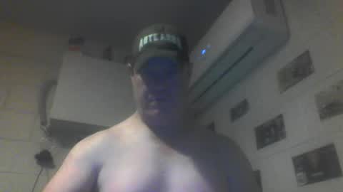 Snapshot of kiwiguy19773 chatting on May 2026 07:25:02 AM kiwiguy19773 online show from May 2026 07:25:02 AM