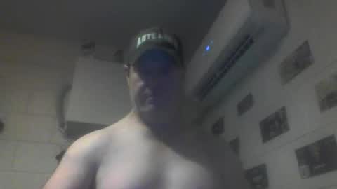 Snapshot of kiwiguy19773 chatting on June 2026 07:20:01 AM kiwiguy19773 online show from June 2026 07:20:01 AM