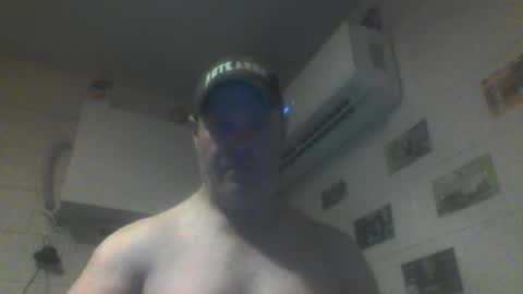 Snapshot of kiwiguy19773 chatting on June 2026 08:41:01 AM kiwiguy19773 online show from June 2026 08:41:01 AM