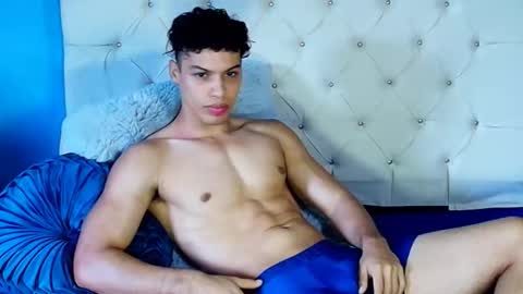 klaton__ online show from March 2026 03:48:01 PM