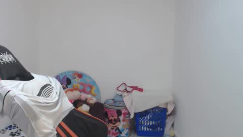 Snapshot of klauss_123 chatting on May 2026 06:40:02 AM klauss 123 online show from May 2026 06:40:02 AM