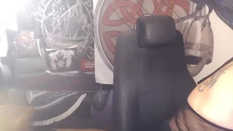 Michelle online show from November 2025 07:15:02 PM