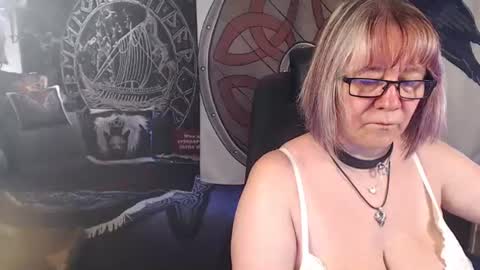 Snapshot of kleiner_teufel chatting on June 2026 06:08:02 AM Michelle online show from June 2026 06:08:02 AM