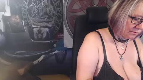 Snapshot of kleiner_teufel chatting on July 2026 06:41:02 AM Michelle online show from July 2026 06:41:02 AM
