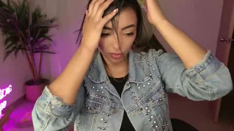 Snapshot of kleogold_1 chatting on October 2025 03:32:02 PM Christina online show from October 2025 03:32:02 PM