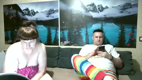 Kleosnow online show from September 2025 08:21:01 PM