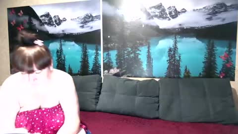 Kleosnow online show from October 2025 08:57:02 AM