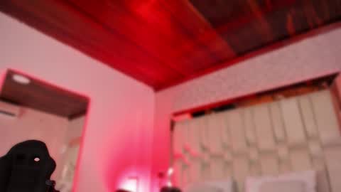   online show from October 2025 08:51:02 PM