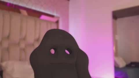 Snapshot of kleverly_manson1 chatting on January 2026 08:46:02 PM online show from January 2026 08:46:02 PM