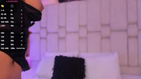 Snapshot of kleverly_manson1 chatting on March 2026 04:40:01 AM online show from March 2026 04:40:01 AM