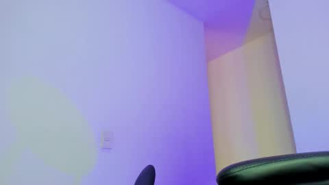 Snapshot of klinsmannwalton chatting on March 2026 11:47:02 AM klinsmannwalton online show from March 2026 11:47:02 AM