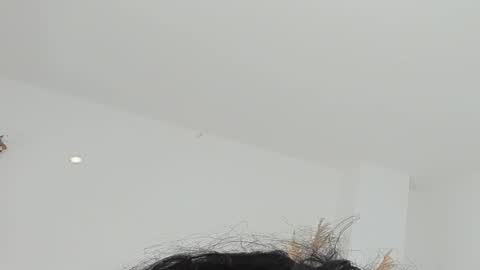 kloeh_cris online show from September 2025 12:38:02 PM