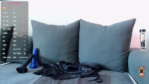 KmilleX online show from September 2025 09:25:02 AM