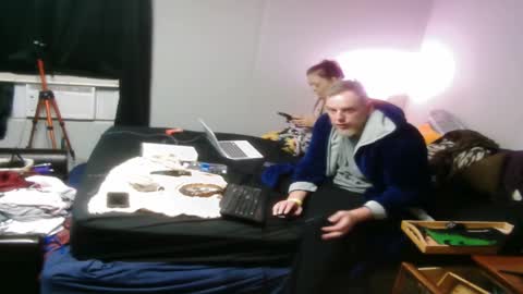 Snapshot of knkycpl6944 chatting on October 2025 07:18:01 AM Kevin Fitz online show from October 2025 07:18:01 AM