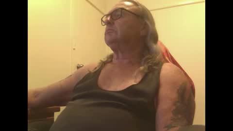 Snapshot of knobout chatting on February 2026 10:53:02 AM knobout online show from February 2026 10:53:02 AM